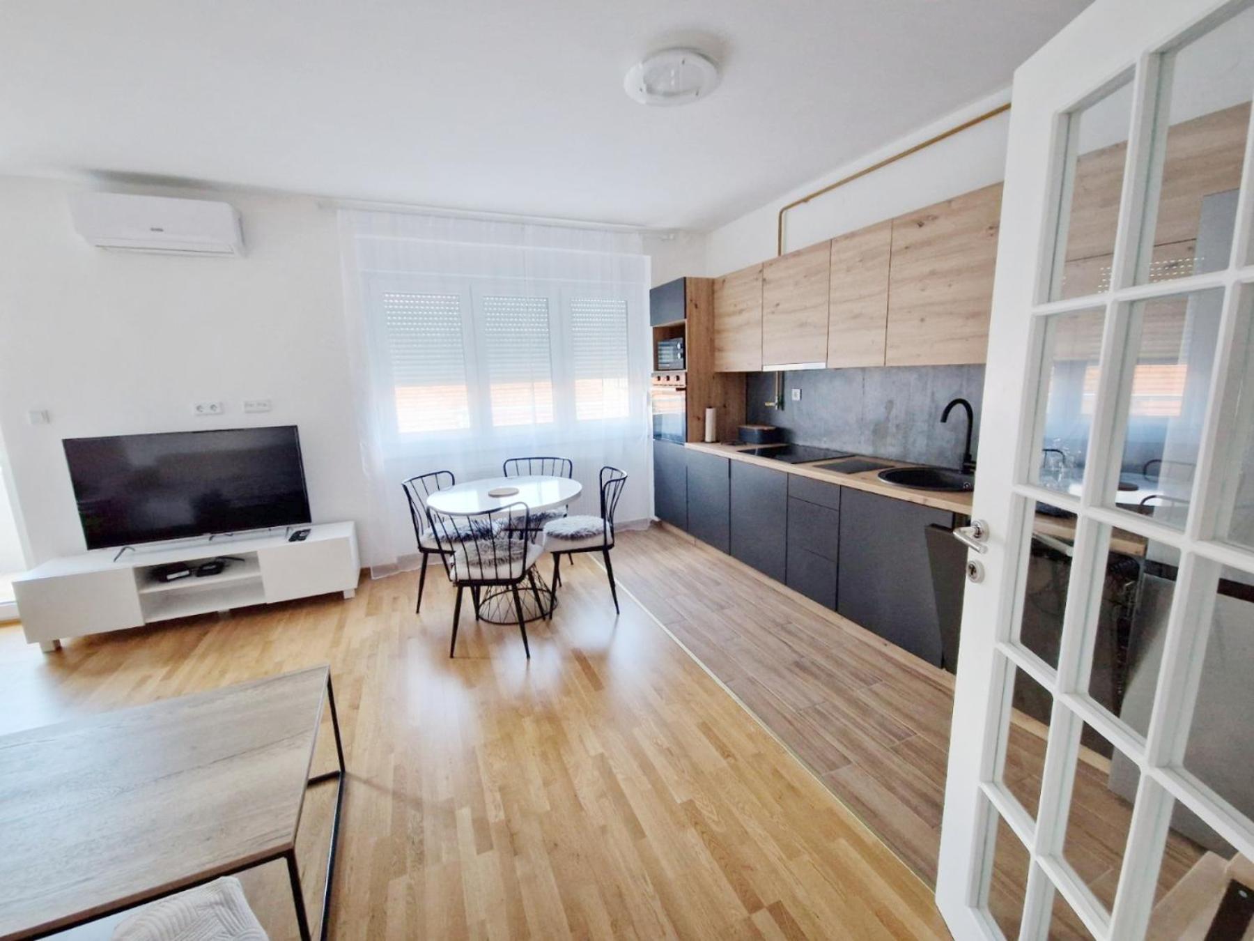 Apartma Ari